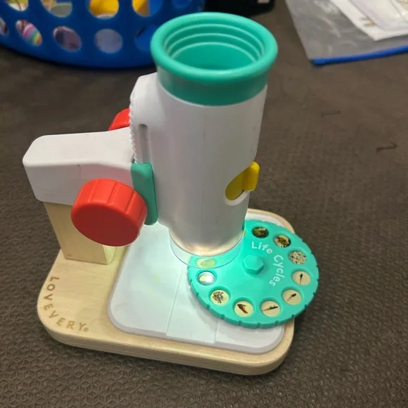 LOVEVERY Discover & Inspect Microscope - Picture 2 of 2